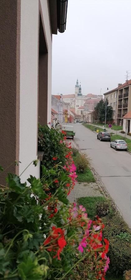 Ubytovani Na Spaciru Микулов Экстерьер фото